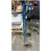 Image 2 : BLUE P NOSE HAND TRUCK