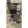 Image 1 : BLACK MOBILE ADJUSTABLE MID BACK OFFICE CHAIR (STYLE 1)