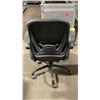 Image 3 : BLACK MOBILE ADJUSTABLE MID BACK OFFICE CHAIR (STYLE 3)