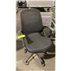 Image 1 : BLACK MOBILE ADJUSTABLE MID BACK OFFICE CHAIR (STYLE 3)