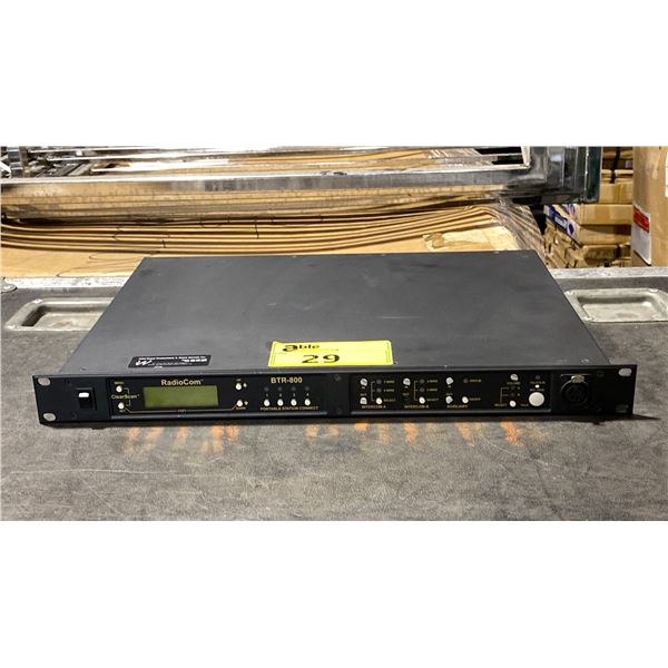 RADIOCOM BTR-800 PROFESSIONAL 2 CHANNEL UHF SYNTHESIZED WIRELESS INTERCOM BASE STATION