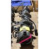 Image 1 : GROUP OF 4 STRAND QUARTZCOLOR PROFESSIONAL STUDIO/THEATER/CINEMA LIGHTING FIXTURES