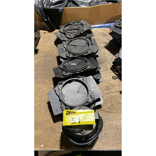 GENI F9-PS LIGHT WITH BLACK BARNDOORS FOR STAGE LIGHTING