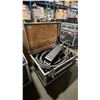 Image 4 : DIGIFLEX 150' 32/8 CHANNEL SNAKE IN MOBILE ROAD CASE