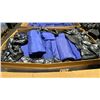 Image 4 : LARGE PALLET BOX OF ASSORTED SIZED ALL BLUE BANJO DRAPES APPROX 595 PCS TOTAL
