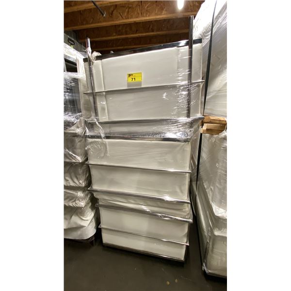 PALLET OF ASSORTED EVENT ARMCHAIRS
