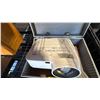 Image 2 : NEC NP610S 3LCD PROJECTOR IN HARDSHELL CASE