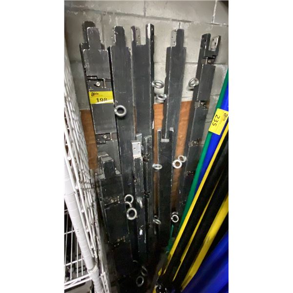 METAL HANGING TRUSSES