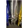 Image 2 : 5 MANFROTTO COMMERCIAL ADJUSTABLE ALUMINUM PRODUCTION ALTO-POLES