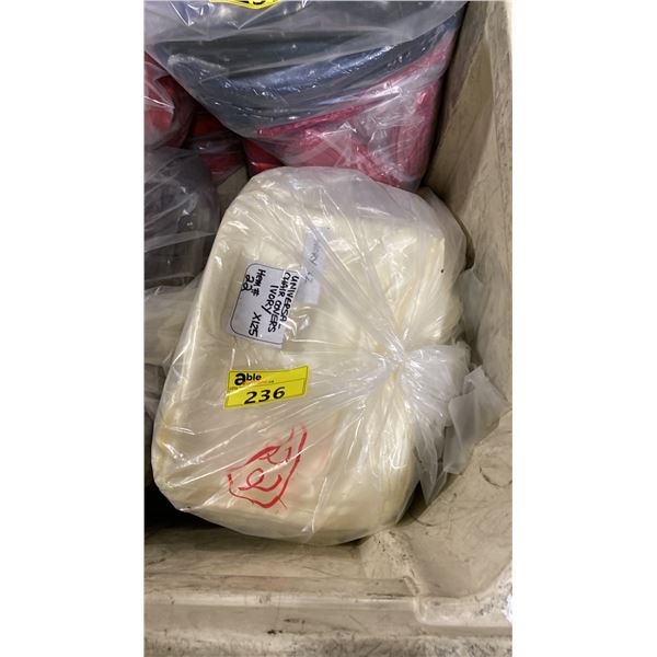 BAG OF EVENT UNIVERSAL CHAIR COVERS IN IVORY