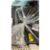 Image 1 : BAG OF 6' BLACK BANJO DRAPE TOP AND BOTTOM ROD SLEEVES
