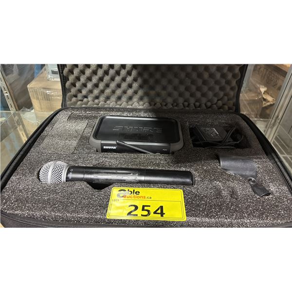 SHURE SM58 MICROPHONE SYSTEM WITH CASE