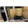 Image 1 : 30 PIECE COMMERCIAL LED STRING LIGHTS IN GREEN