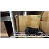 Image 1 : 30 PIECE COMMERCIAL LED STRING LIGHTS IN GREEN