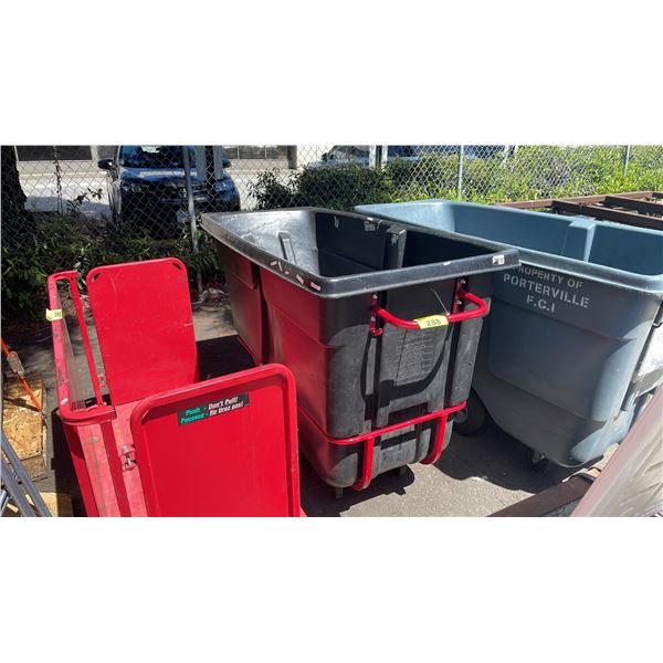 LARGE BLACK MOBILE INDUSTRIAL DUMPING WASTE RECEPTACLE