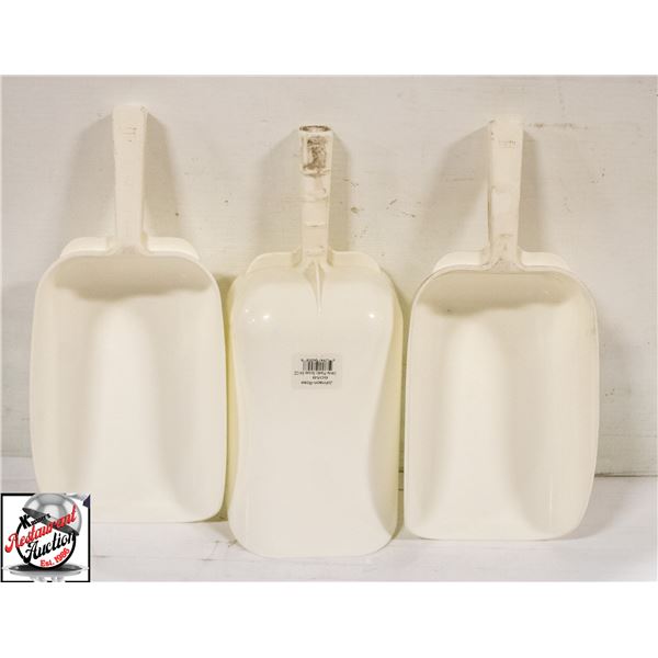 3 NEW JOHNSON ROSE 64 OZ WHITE PLASTIC SCOOPS