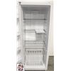Image 4 : FRIDAIRE 13.0 CU.FT FREE STANDING FREEZER