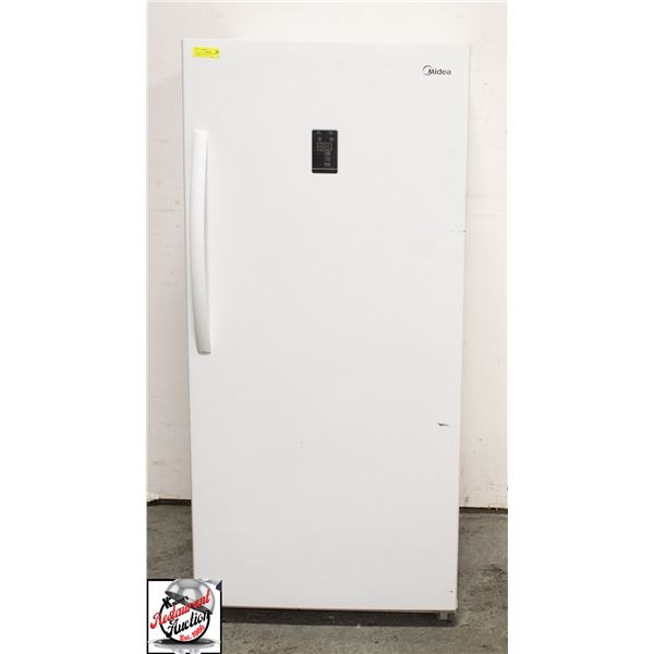 MIDEA 13.8 CU.FT CONVERTIBLE UPRIGHT APPLIANCE