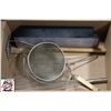 Image 1 : BOX OF ASSORTED KITCHEN UTENSILES