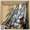 Image 1 : BOX OF ASSORTED KITCHEN UTENSILES