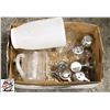 Image 1 : BOX OF ASSORTED KITCHEN ACCESSORIES INCLUDES