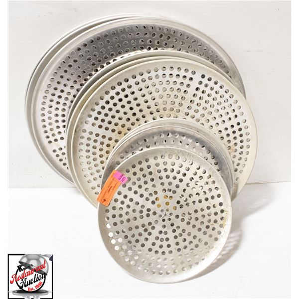 BAILIFF SEIZURE: 7 ASSORTED PIZZA PANS