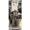 Image 1 : GLOBE 8 QT MIXER W/ BOWL BEATER & HOOK