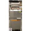 Image 1 : FRYMASTER 40LBS NATURAL GAS DEEP FRYER