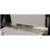 Image 2 : 44" X 8" STAINLESS STEEL WALL SHELF