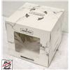 Image 2 : CASE OF 150 8" X 8" X 8" CAKE BOXES