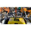 Image 4 : SDLANCH ME20 YELLOW DIESEL POWERED RUBBER TRACK MINI EXCAVATOR WITH ATTACHED DIGGING BUCKET, GRADER