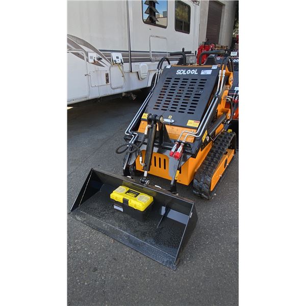 SDLOOL SL360T YELLOW 420CC GAS POWERED MINI SKID STEER LOADER WITH 42"W BUCKET