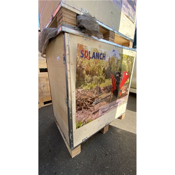 SDLANCH SDLWC RED TOW BEHIND WOOD CHIPPER WITH ELECTRIC START & 13HP ENGINE *IN WOODEN CRATE*