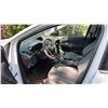 Image 6 : 2014 FORD ESCAPE, 4DR SUV, WHITE, VIN 1FMCU9GXXEUA95610,