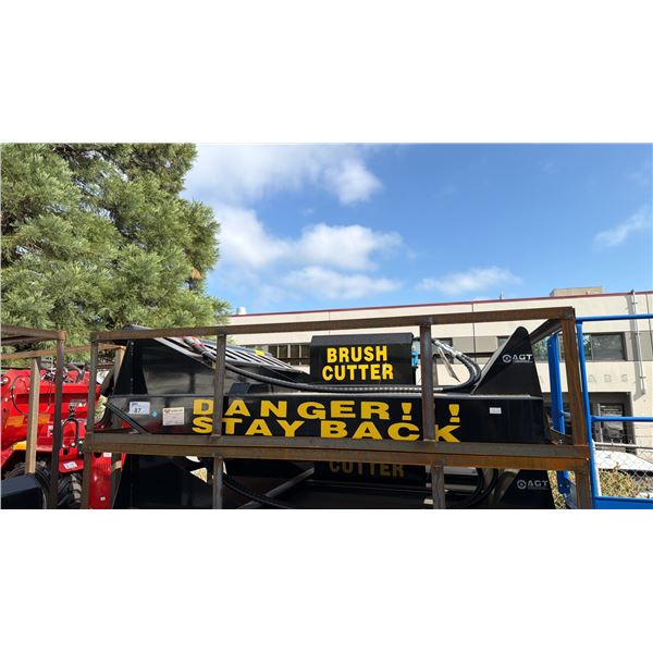 MOWER KING SSRC 72" HYDRAULIC SKID STEER BRUSH MOWER ATTACHMENT