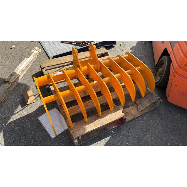 GIYI YELLOW 44" EXCAVATOR RAKE - FITS 305 EXCAVATORS