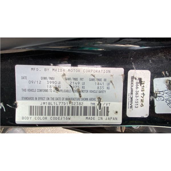 2013 MAZDA MAZDA 3, 4DR HATCHBACK, BLACK, VIN JM1BL1L77D1732382