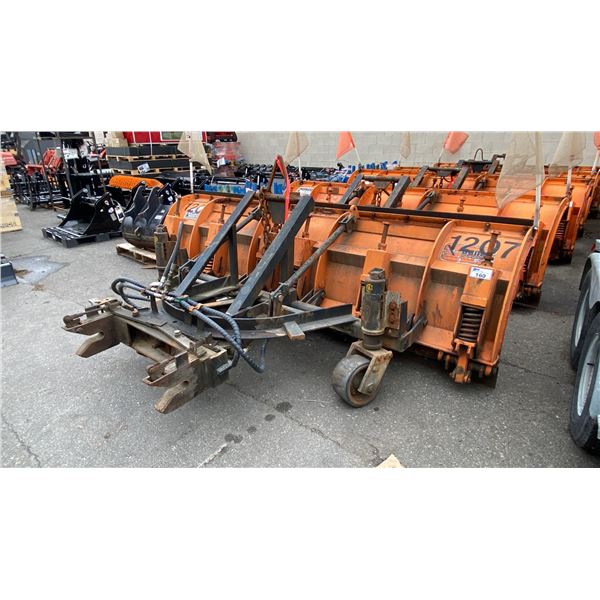 HEAVY DUTY 10' ORANGE MONROE SNOW PLOW WITH HITCH