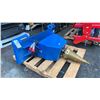 Image 2 : GIYI GY-LS45 BLUE SKID STEER LOG SPLITTER ATTACHMENT