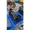 Image 2 : GIYI GY-XKH39 39" MINI SKID STEER HYDRAULIC 4-IN-1 BUCKET ATTACHMENT