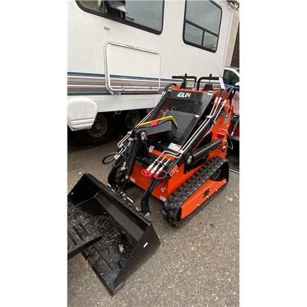 SDLOOL SL36C ORANGE 420CC GAS POWERED MINI STAND ON SKID STEER LOADER WITH 42"W BUCKET *MEETS