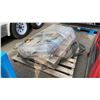 Image 3 : PALLET OF 4 INDUSTRIAL HEAVY DUTY SUBMERSIBLE PUMPS, EQUIPMENT WINDOWS, RUBBER WEATHER STRIPPING &