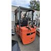 Image 2 : C50B FORKLIFT, ORANGE, VIN 301557A,