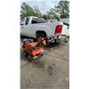 Image 4 : HUSQVARNA 968999509 ORANGE 18" WALK BEHIND SOD CUTTER WITH 5.5HP HONDA ENGINE