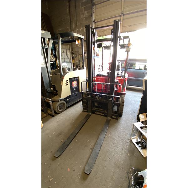2026 SDLOOL D15 RED 2 STAGE 3300 LBS CAPACITY ELECTRIC SIT DOWN COUNTERBALANCE FORKLIFT WITH