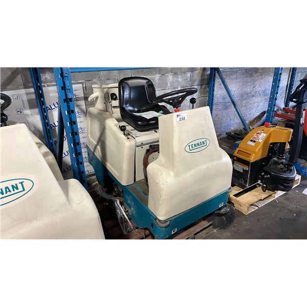 TENNANT 6100 COMMERCIAL ELECTRIC RIDE-ON FLOOR CLEANER *NO KEYS, NO CHARGER, RUNNING CONDITION