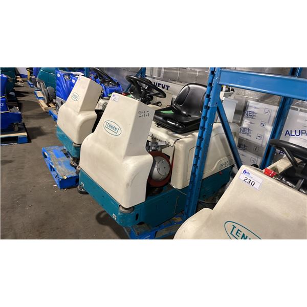 TENNANT 6100 COMMERCIAL ELECTRIC RIDE-ON FLOOR CLEANER *NO KEYS, NO CHARGER, RUNNING CONDITION
