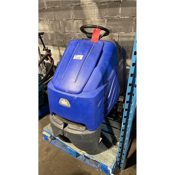 CHARIOT IVACUUM COMMERCIAL RIDE-ON ELECTRIC VACUUM SYSTEM *NO KEY, NO CHARGER, RUNNING CONDITION