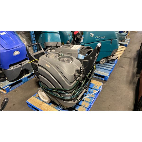 PALLET OF 2 TENNANT POWER WASH COMMERCIAL WALK BEHIND ELECTRIC FLOOR CLEANING SYSTEMS *NO KEYS,