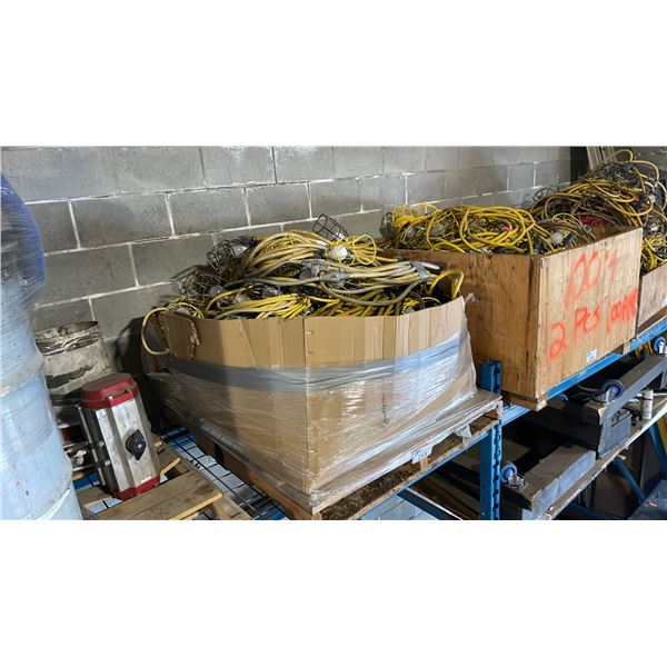 PALLET CRATE OF ASSORTED HEAVY DUTY INDUSTRIAL JOB SITE LIGHTING *MUST TAKE ALL ON PALLET,